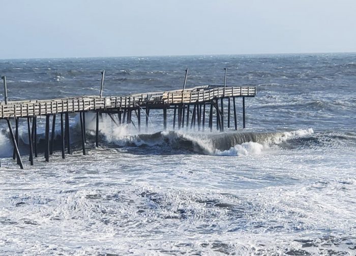 OBX MAY 2022-ALMOST LOST MY ROD! Bonner Bridge Pier & Little Bridge  Fishing! HELPFUL Pier/Surf TIPS 