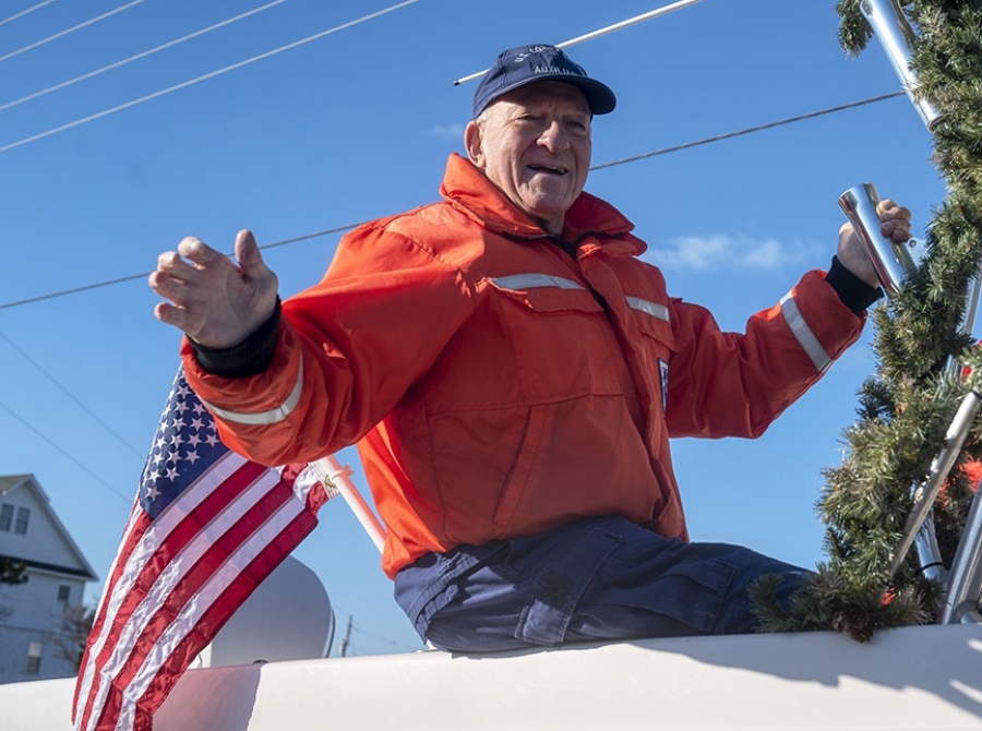 2022 Hatteras Christmas Parade in Photos... WITH SLIDESHOW Island