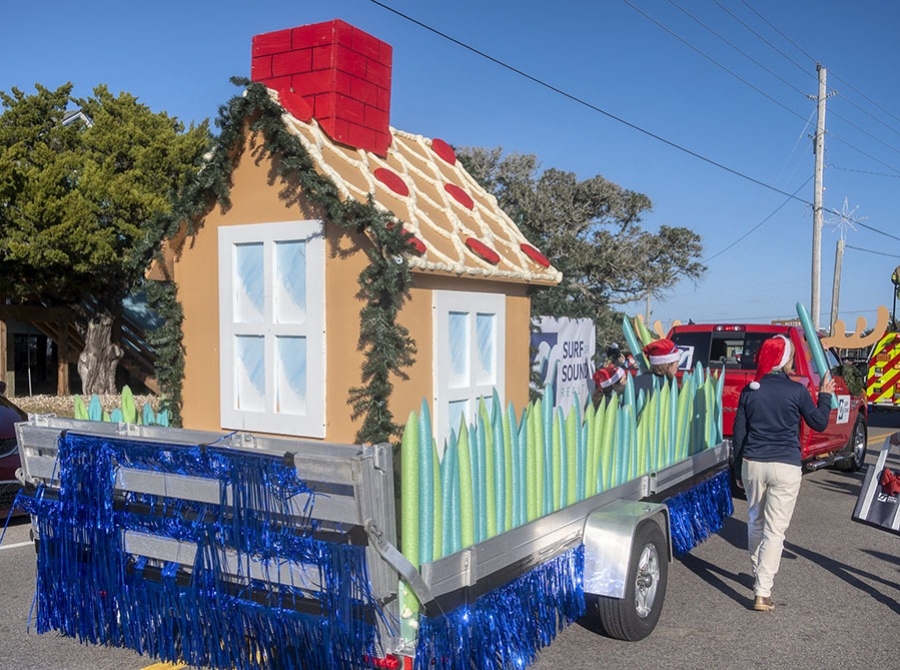 2022 Hatteras Christmas Parade in Photos... WITH SLIDESHOW Island