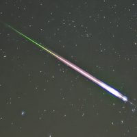 Leonid_Meteor_(cropped)